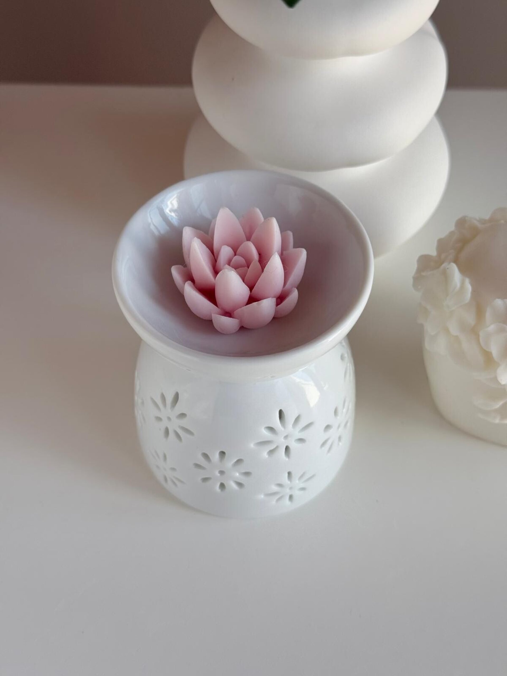Quemador de cerámica blanco para wax melts – Diseño con floral - 1