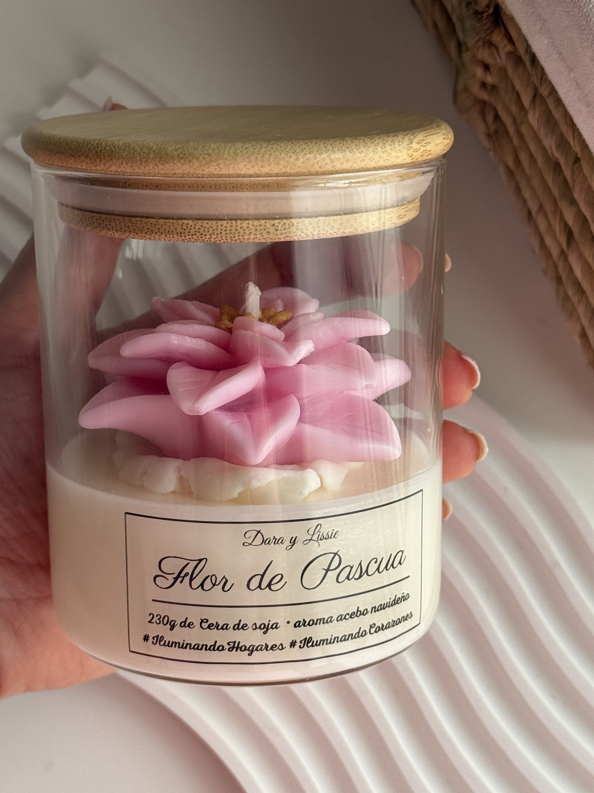 Vela de Navidad Flor de Pascua · Edición Limitada | Aroma Acebo Navideño - 8