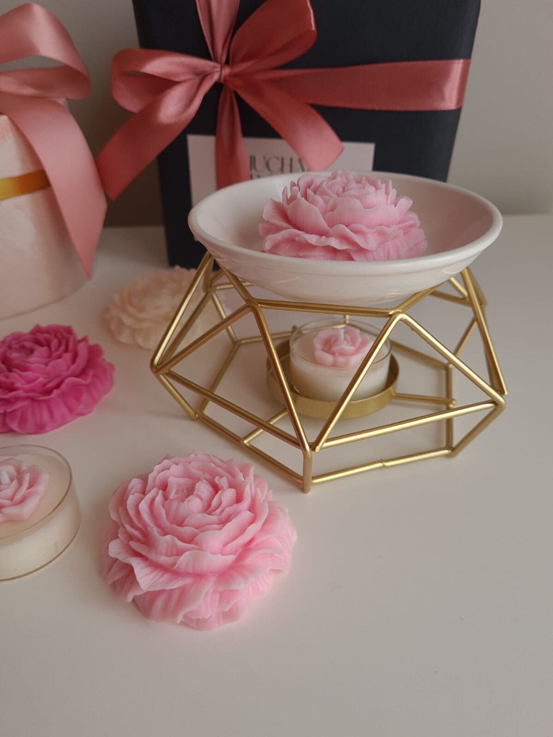 Conjunto Elegante de Peonías Aromáticas con Quemador y velas de té - 4