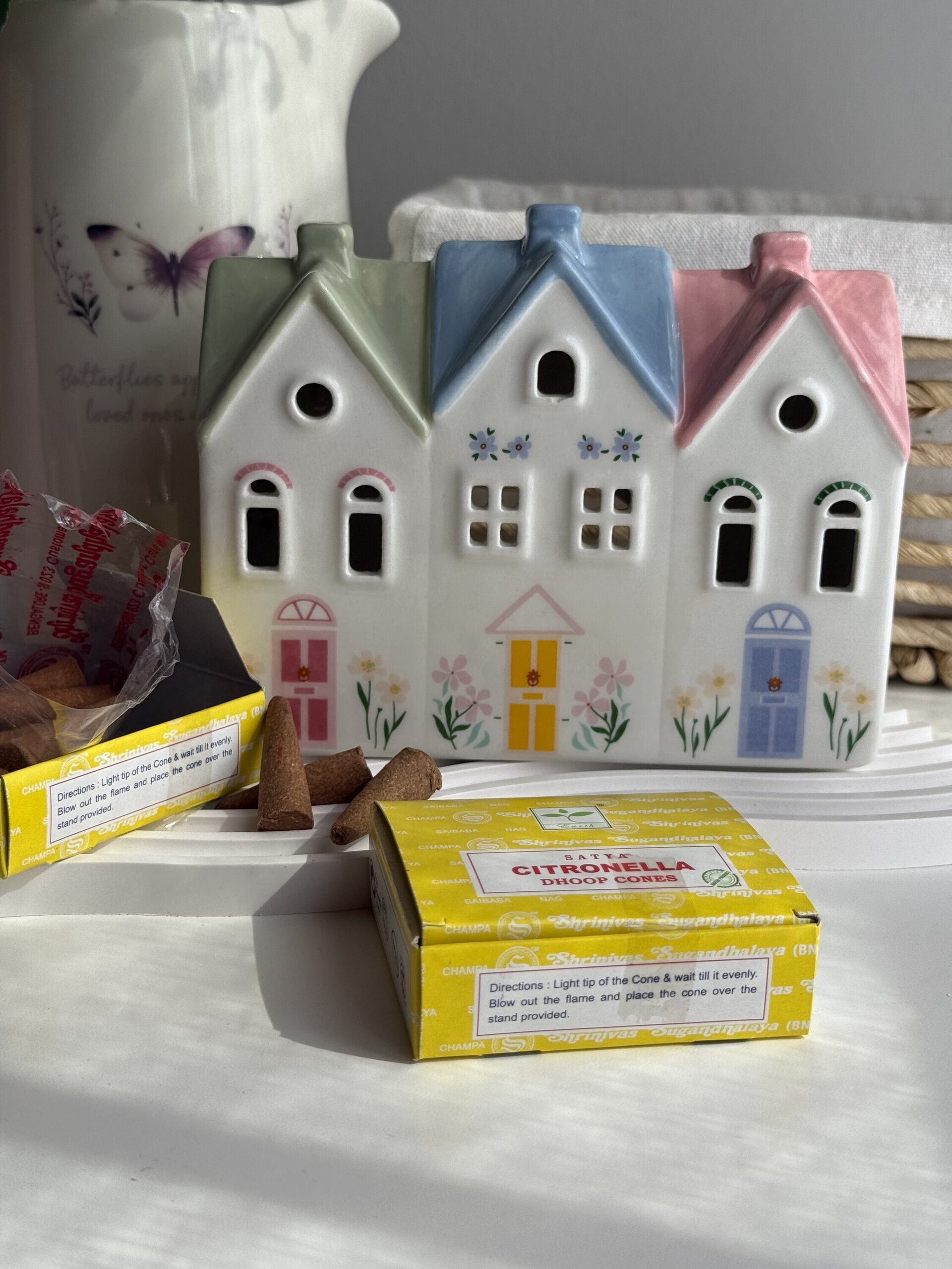 Pack Portaincienso Casa con Conos de Citronela Antimosquitos | Incluye 2 cajas - 1