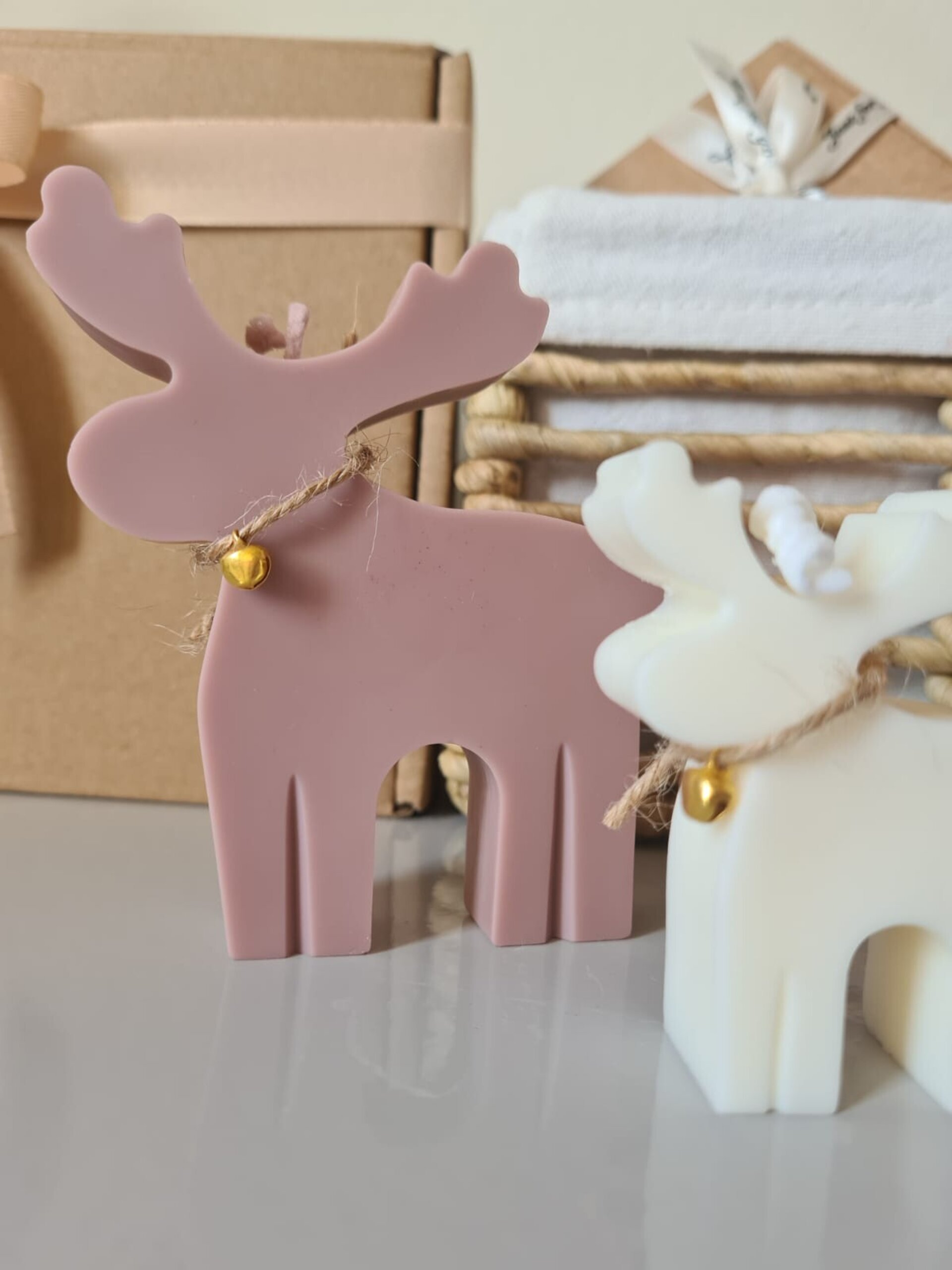 Renos de Navidad con cascabel - 2