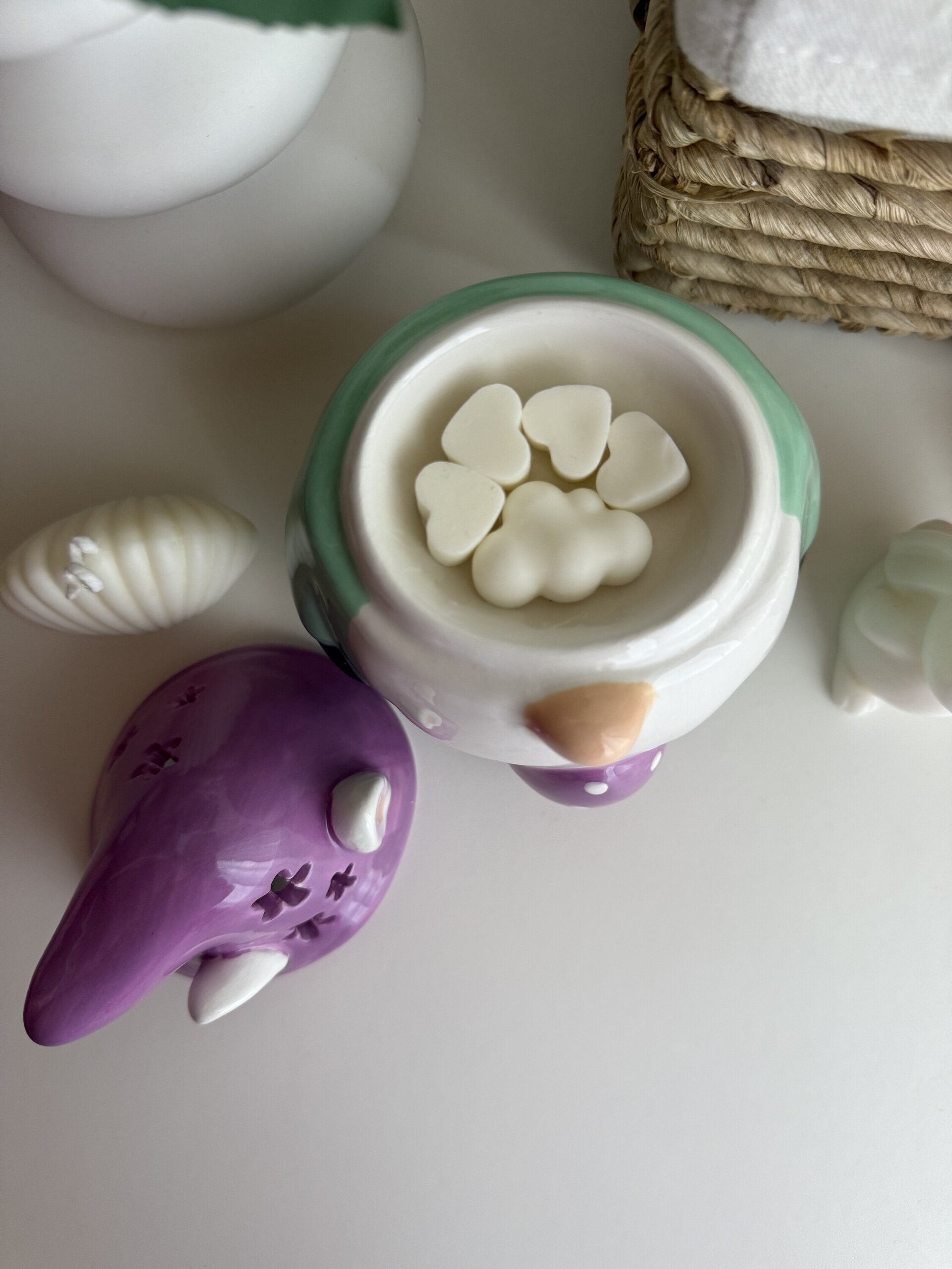 Quemador Gnomo de Pascua – Dulzura primaveral para aromatizar tu hog - 2